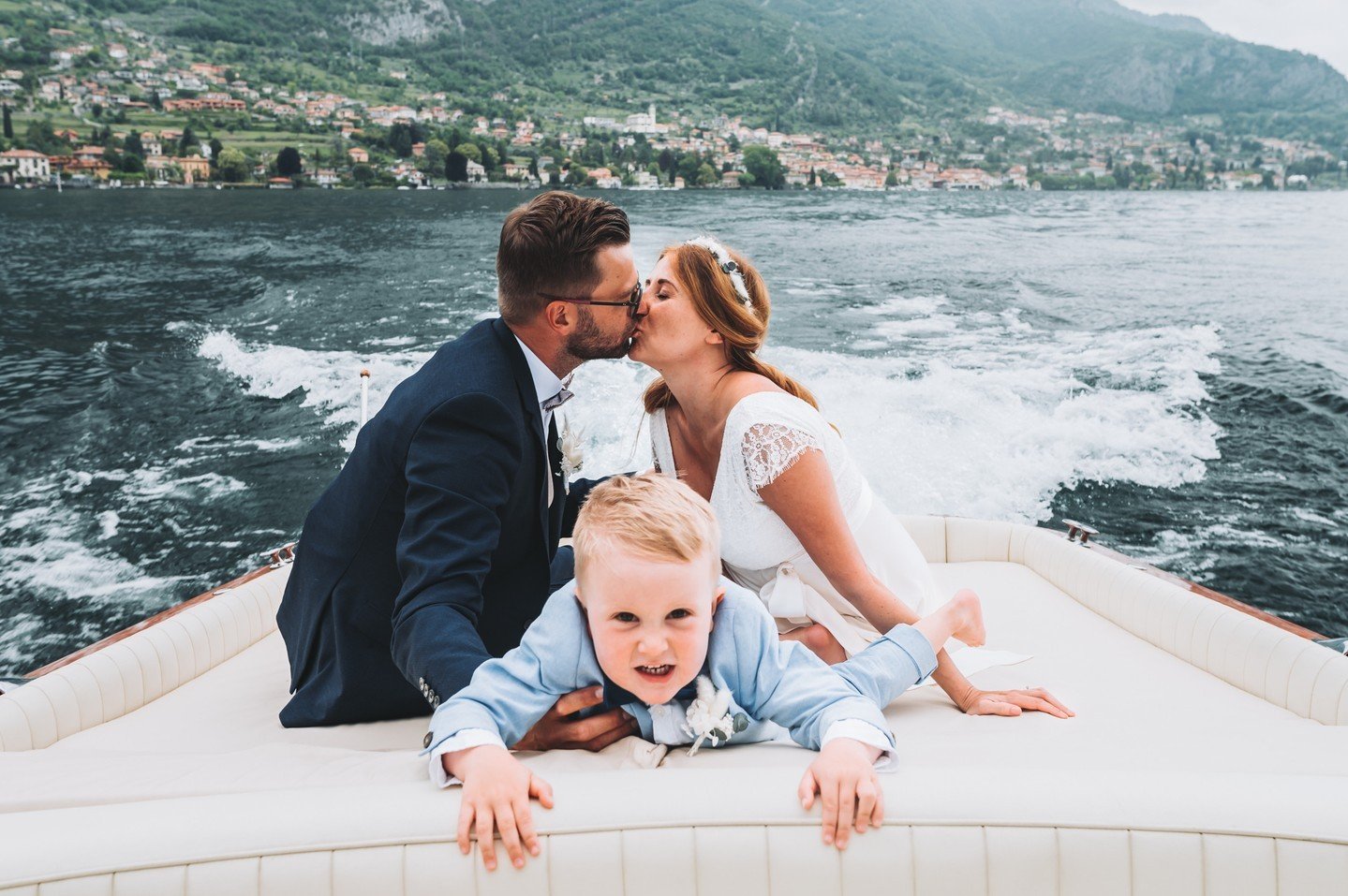 Uno dei momenti pi&ugrave; belli di un matrimonio sono quelli in cui i bambini sono protagonisti! Che sia il paggetto che ruba la scena o le piccole damigelle che spargono petali con gioia, i pi&ugrave; piccoli aggiungono sempre un tocco di magia e s